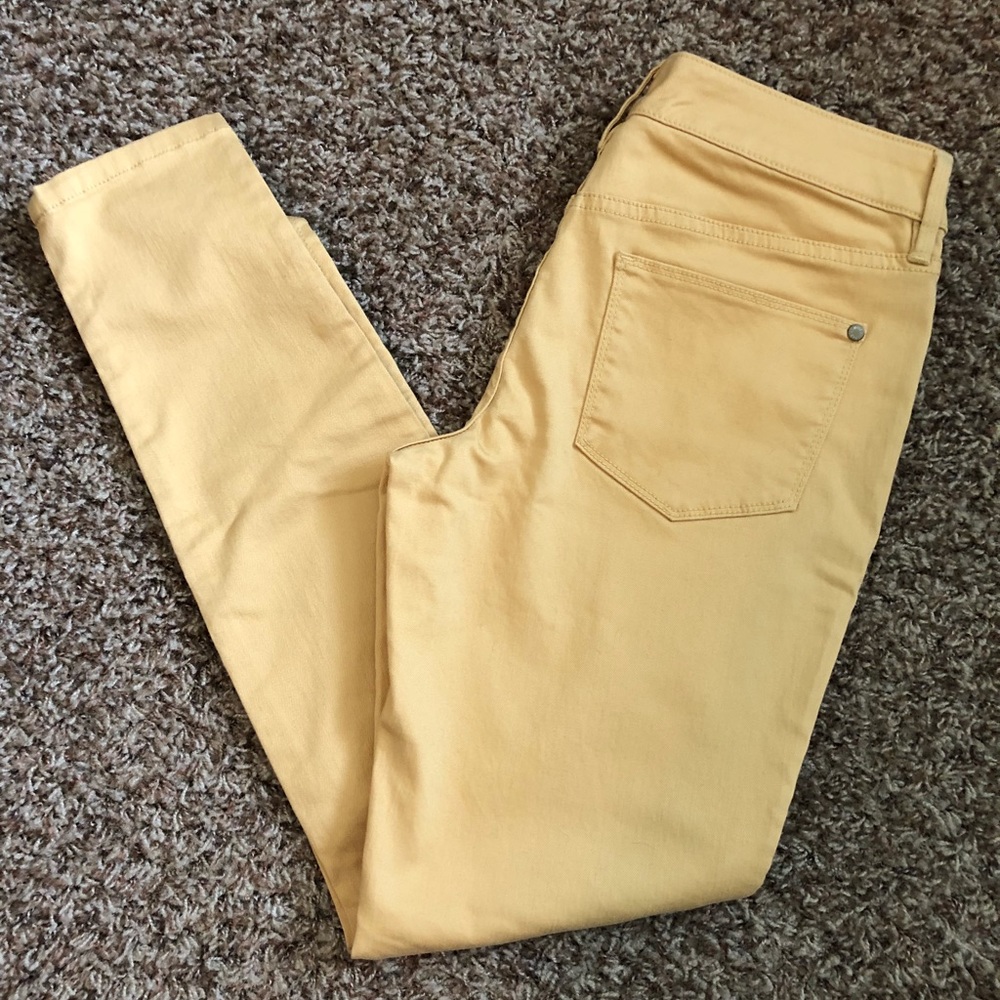 The Limited Skinny Leg 917 Jeans